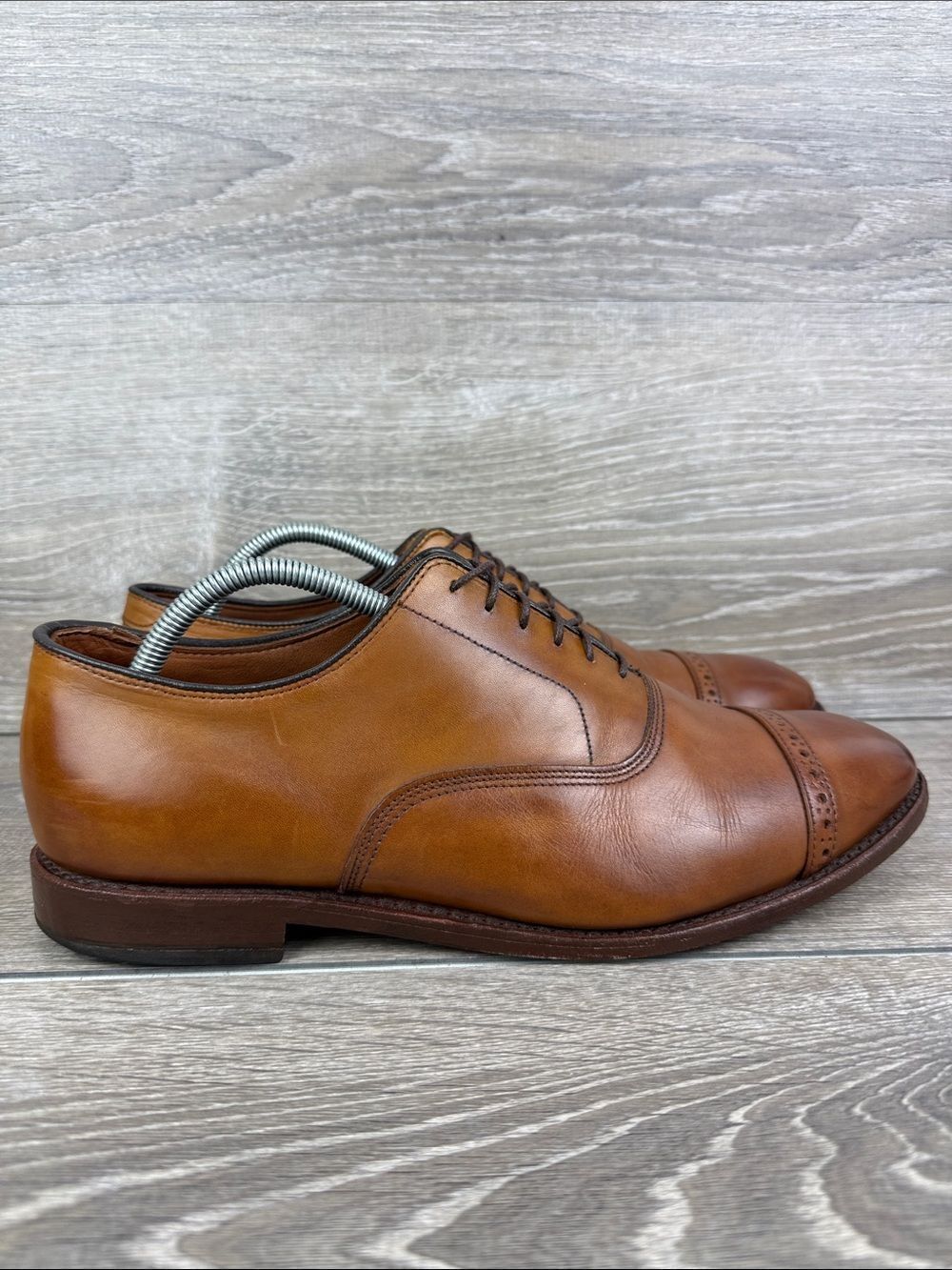 Allen Edmonds Fifth Avenue Men’s Sz 10 2E Wide Walnut Leather Cap-Toe Oxfords